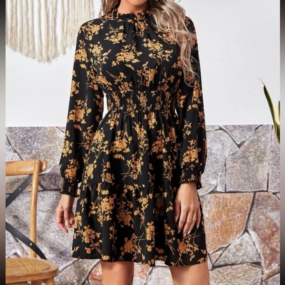NWT Women wavy black and musturd tiered dress , Small, smoked, spring, summer